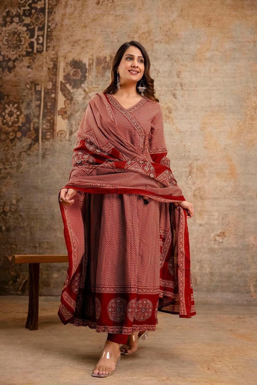 SIYA RUSTIC RED BLOCKPRINTED ANARKALI