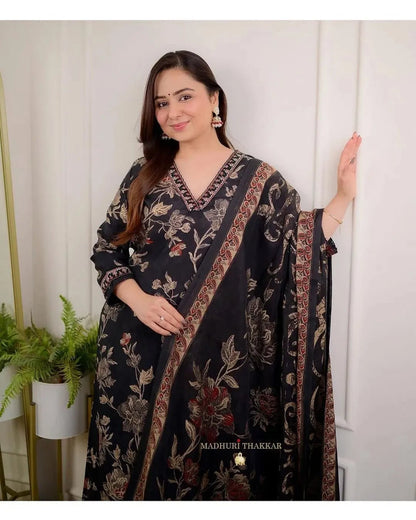 FALAK GOLDEN PRINT BLACK SUIT SET