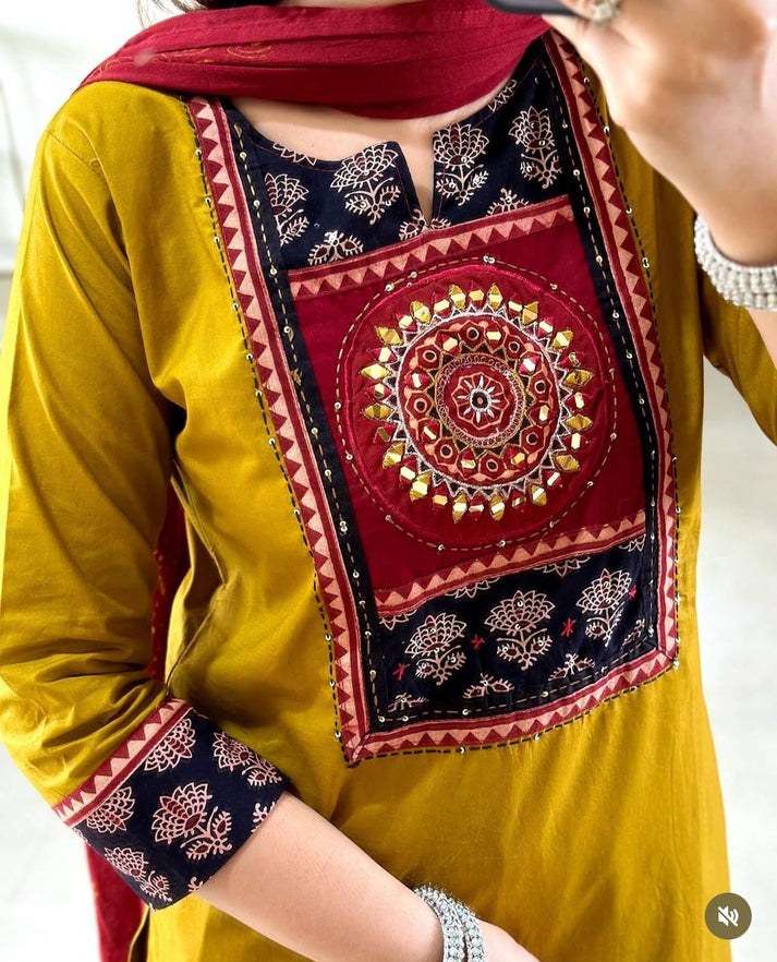 HALDI MUSTARD COTTON CHARM SET