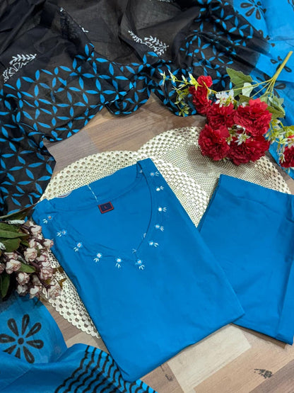 AARVIKA FLORAL PATCHWORK COTTON SET