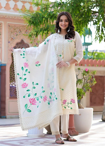 IRA WHITE GARDEN PRINTED SUIT SET