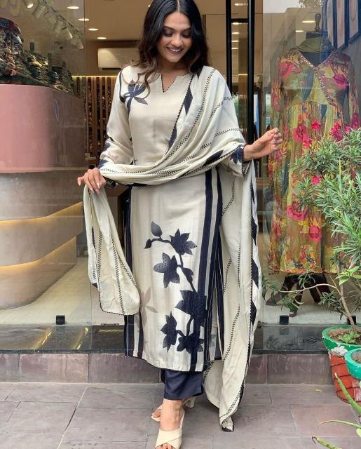 KAVYA CLASSIC CREAM CHARCOAL SET